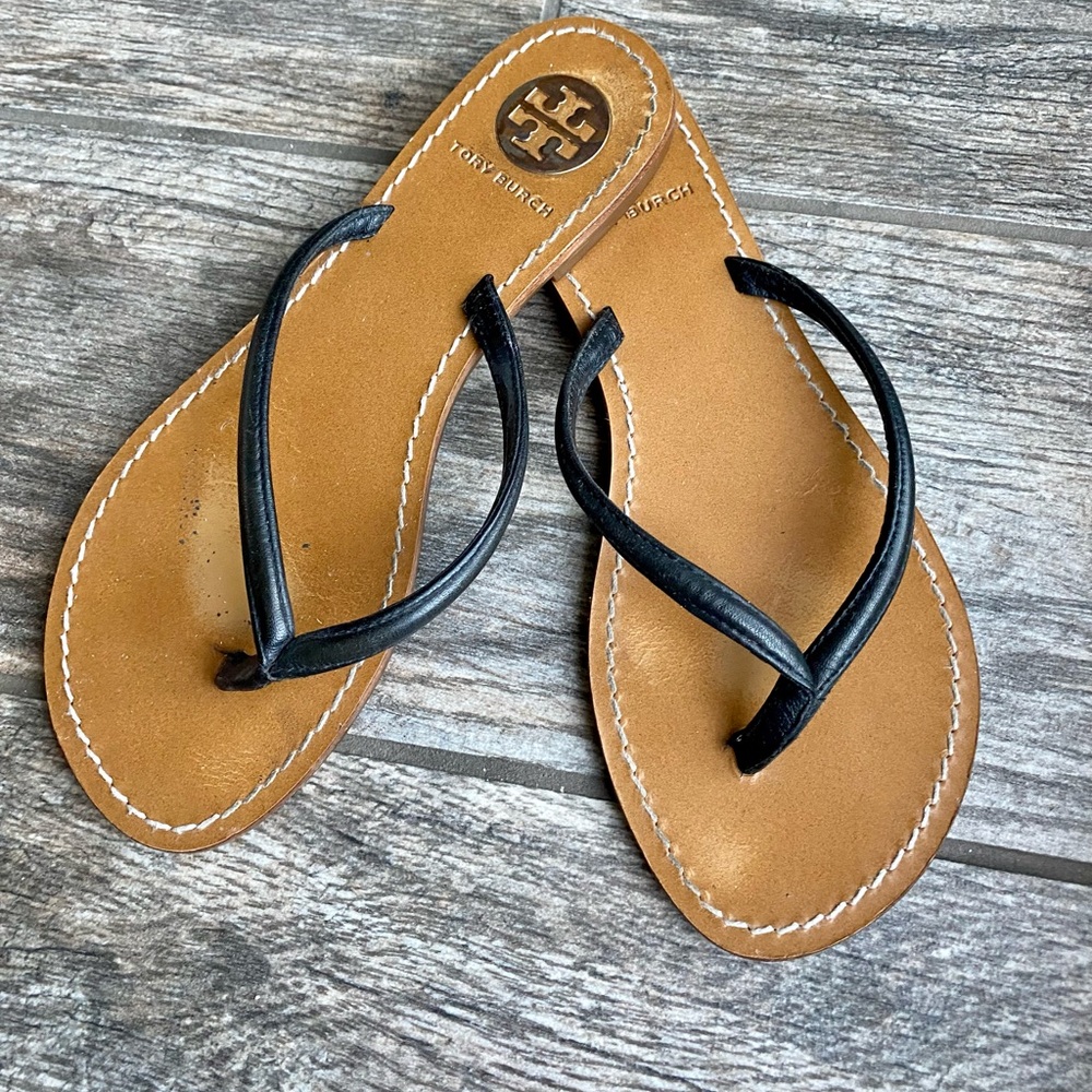 Tory Burch Thin Black Strap Flip Flops 🩴 Size 6